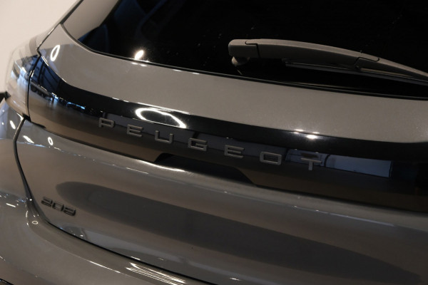 Peugeot GT 1.2 PureTech 100 GT Nardo Grey *PANORAMADAK* Apple Carplay * 360° Camera/MirrorScreen