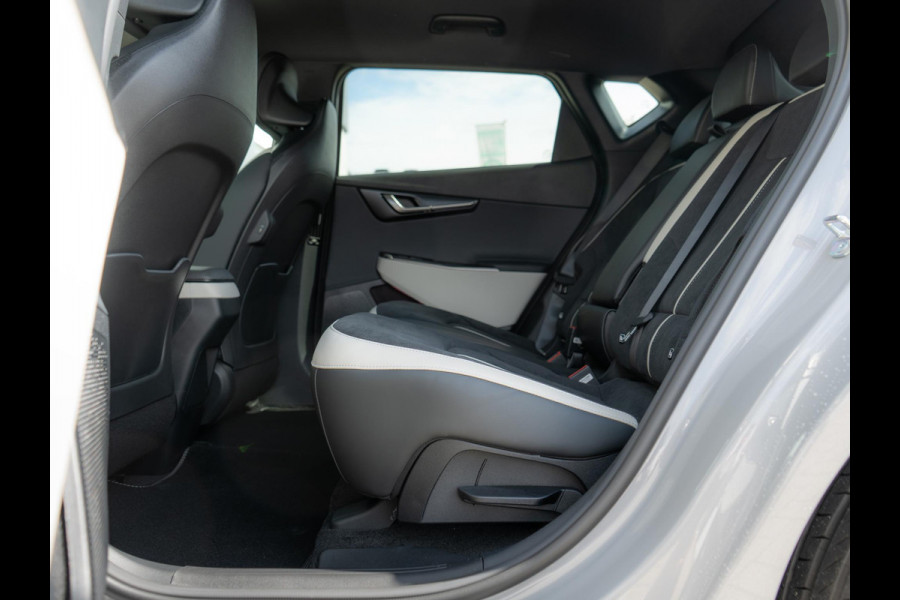 Kia Ev6 GT-Line Business Edition 84 kWh | Actieprijs* | OP VOORRAAD | Stoel verwarming l Elektrische kofferklep | GT pakket | LED | Keyless | 20 inch LMV