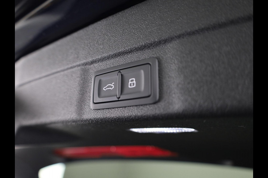 Audi A6 Allroad e-hybrid 367 pk | Techniekpakket pro | B&O 3D hoofdsteunspeakers | Digitale Matrix LED koplampen | Trekhaak, mechanisch draaibaar |