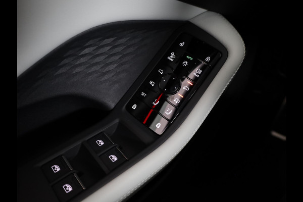 Audi A6 Allroad e-hybrid 367 pk | Techniekpakket pro | B&O 3D hoofdsteunspeakers | Digitale Matrix LED koplampen | Trekhaak, mechanisch draaibaar |