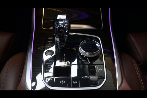 BMW X5 xDrive45e High Executive Diamond Pack | Individual interieur | Luchtvering | Panoramadak