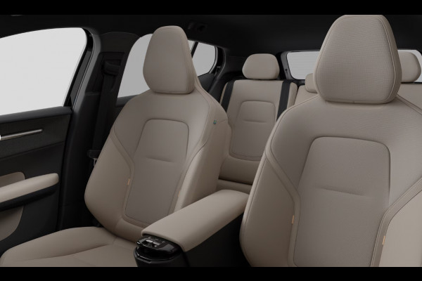 Volvo EX30 Cross Country P5 Long Range Plus Europa 69 kWh Harman Kardon audio/ Digital Key/ Stoelverwarming/ Stuurverwarming/ Elektrisch verstelbare stoelen met geheugen