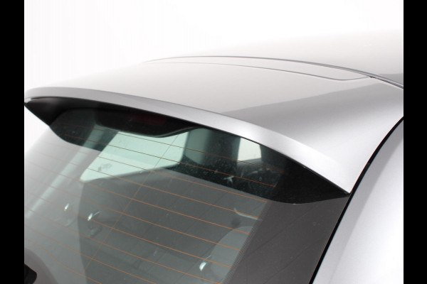 Fiat 500E Berline 42 kWh Automaat Climate control Cruise control Achteruitrijcamera Led Navigatie Apple Carplay/ Android Auto Lichtmetalen velgen Stoelverwarming