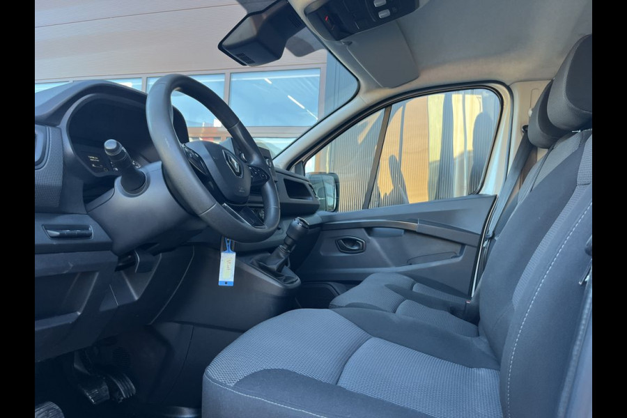 Renault Trafic 2.0 dCi 110pk E6 Générique 3p Lease €219 p/m, Led verlichting, 3 zitplaatsen, Volledig onderhoudshistorie aanwezig