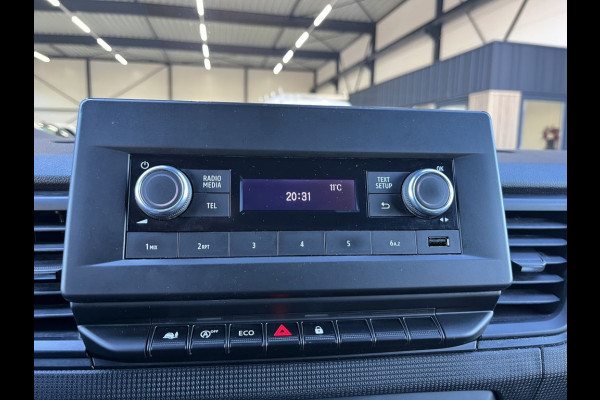 Renault Trafic 2.0 dCi 110pk E6 Générique 3p Lease €219 p/m, Led verlichting, 3 zitplaatsen, Volledig onderhoudshistorie aanwezig