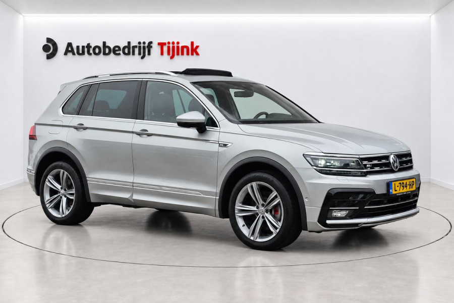 Volkswagen Tiguan 2.0 TSI 4MOTION 220PK R-Line | Pano | HUD | Dynaudio | Leder | Stoelverwarming | 360 camera | Lane/Park/Light Assist |  Vol |
