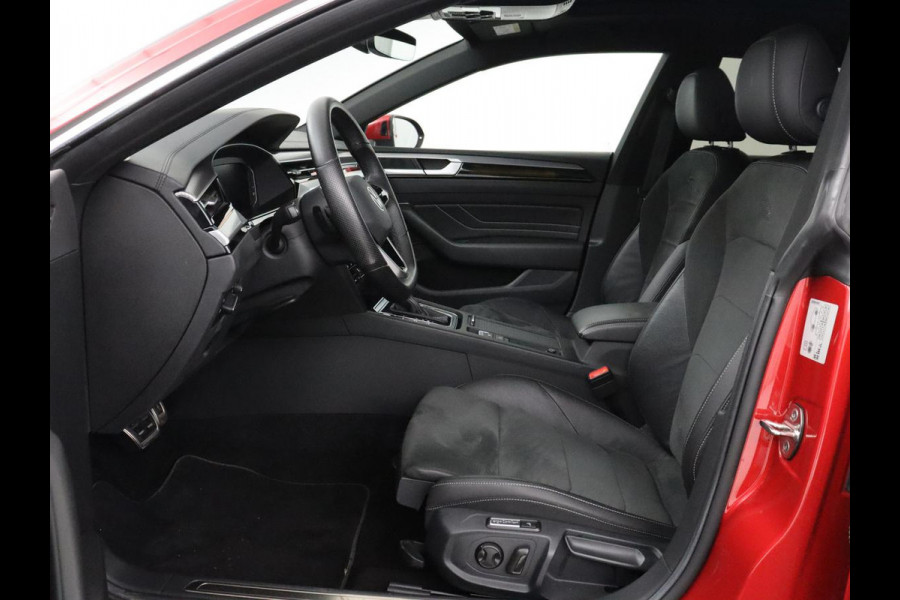 Volkswagen Arteon Shooting Brake 1.4 TSI eHybrid R-Line Business+ | SOH 90,4% | Leder/alcantara | Panoramadak | Adaptive cruise | Trekhaak | Head-up | Dodehoek detectie | 360 camera | Park assist | Carplay