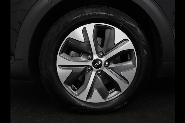 Kia e-Niro ExecutiveLine 64 kWh | SOH 93,9% | Leder | Memory | Stuur/stoel verwarming | Cruise control | Dodehoek detectie | JBL Sound | Carplay | Camera | Park assist | Achterbank verwarming