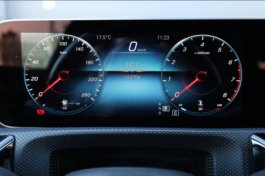 Mercedes-Benz A-Klasse 220 AMG MULTIBEAM/VIRTUAL/SFEER/PANO/LEER+S.VERWARMING+MEMORY/19" LMV/CAM/ACC/ECC/12 MDN GARANTIE!