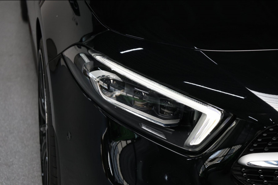 Mercedes-Benz A-Klasse 220 AMG MULTIBEAM/VIRTUAL/SFEER/PANO/LEER+S.VERWARMING+MEMORY/19" LMV/CAM/ACC/ECC/12 MDN GARANTIE!