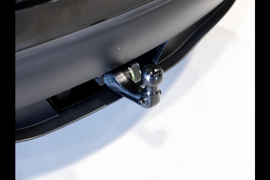 Tesla Model Y RWD 58 kWh SOH 93% / 299pk / Trekhaak /