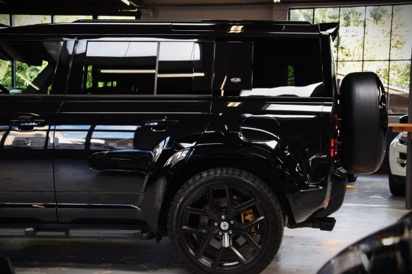 Land Rover Defender 110 2.0 P400e 110 X-Dynamic HSE *Urban*|Gr Navi|Panoramadak|Org.NL|1e Eigenaar|Dealer Onderhouden|BTW