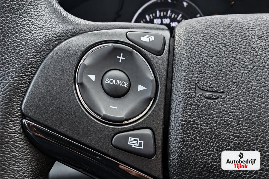 Honda HR-V 1.5 i-VTEC Elegance | Automaat | Trekhaak afn. | Stoelverwarming | All-seasons | Cruise | Navi |