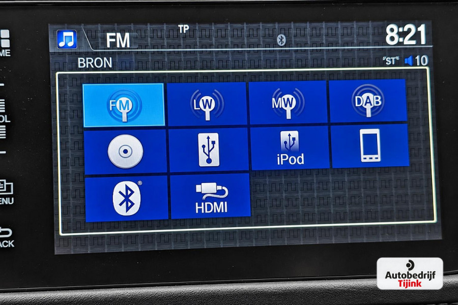 Honda HR-V 1.5 i-VTEC Elegance | Automaat | Trekhaak afn. | Stoelverwarming | All-seasons | Cruise | Navi |