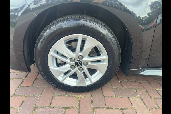 Mazda 2 Hybrid 1.5 Centre-line uit 2025 Rijklaar “Sinds 1970 | 5.000+ reviews | Score 9,5 | Service zoals ’t hoort” Henk Jongen Auto's in Helmond,  al 50 jaar service zoals 't hoort!