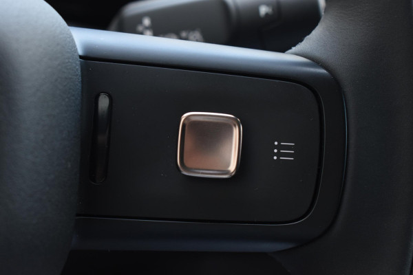 ZEEKR X RWD Long Range 69 kWh / Stoelverwarming / 360 graden camera / Panorama dak / Dode hoek sensoren / Elektrisch bedienbare bestuuurdersstoel / Apple Carplay-Android auto