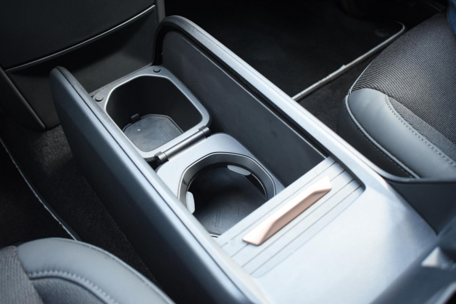 ZEEKR X RWD Long Range 69 kWh / Stoelverwarming / 360 graden camera / Panorama dak / Dode hoek sensoren / Elektrisch bedienbare bestuuurdersstoel / Apple Carplay-Android auto