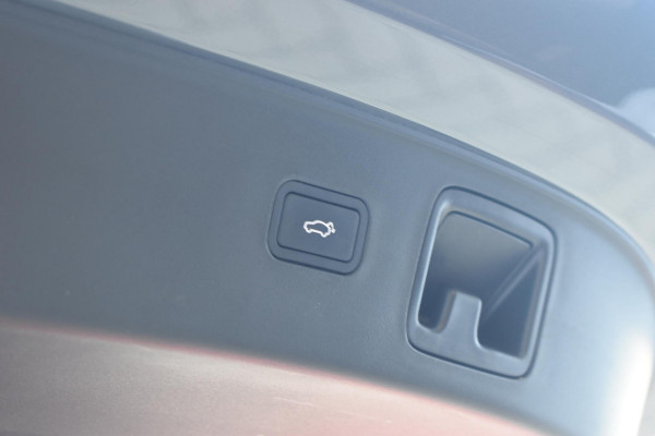ZEEKR X RWD Long Range 69 kWh / Stoelverwarming / 360 graden camera / Panorama dak / Dode hoek sensoren / Elektrisch bedienbare bestuuurdersstoel / Apple Carplay-Android auto