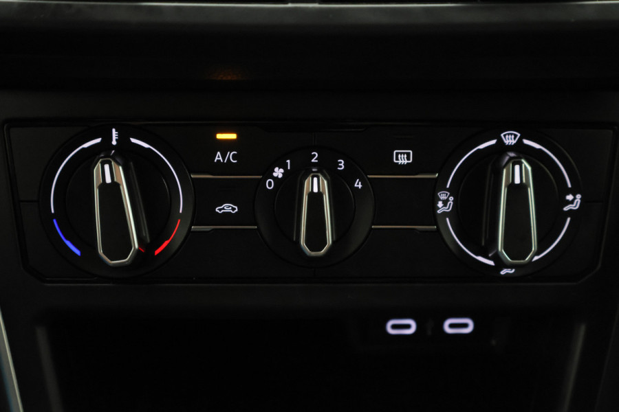 Volkswagen Polo 1.0 TSI Life Virtual Cockpit, Airco, ACC, Apple CarPlay, DAB, LED, PDC, Trekhaak, 15"