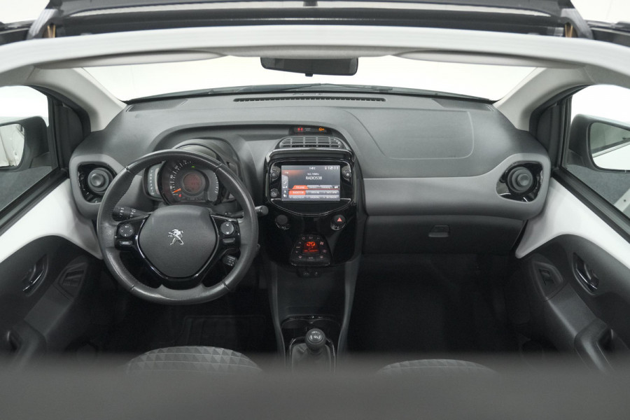 Peugeot 108 1.0 e-VTi Allure TOP! | Elektrisch Vouwdak | Camera | Navigatie | Climate Control