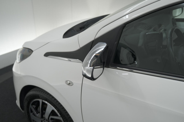 Peugeot 108 1.0 e-VTi Allure TOP! | Elektrisch Vouwdak | Camera | Navigatie | Climate Control