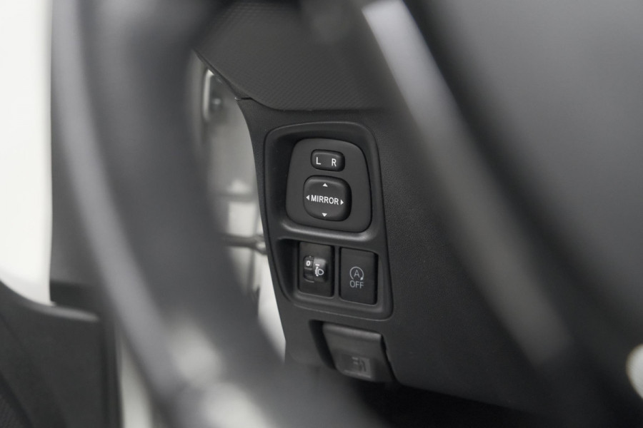 Peugeot 108 1.0 e-VTi Allure TOP! | Elektrisch Vouwdak | Camera | Navigatie | Climate Control