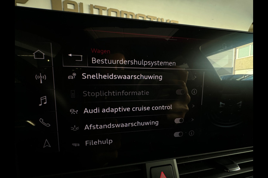 Audi RS4 Avant 2.9 TFSI quattro Pano|Massage|HuD|B&O|Keyless
