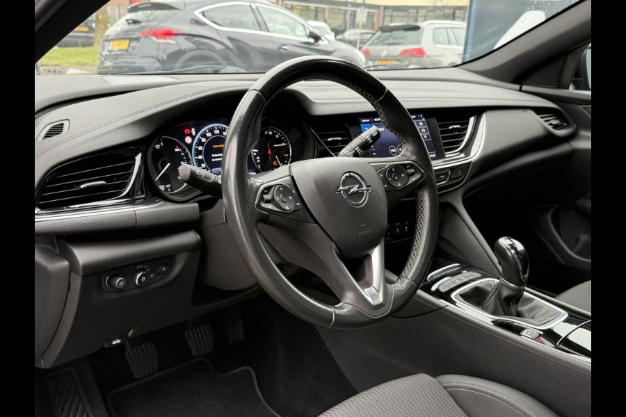 Opel Insignia Sports Tourer BWJ 2021 | 1.5 CDTI 123PK Business Elegance NWE APK | TREKHAAK | PANO DAK | AGR | CAMERA | CLIMA | NAVI | CARPLAY | LED | PDC 2X