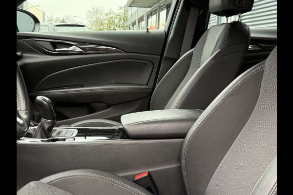 Opel Insignia Sports Tourer BWJ 2021 | 1.5 CDTI 123PK Business Elegance NWE APK | TREKHAAK | PANO DAK | AGR | CAMERA | CLIMA | NAVI | CARPLAY | LED | PDC 2X