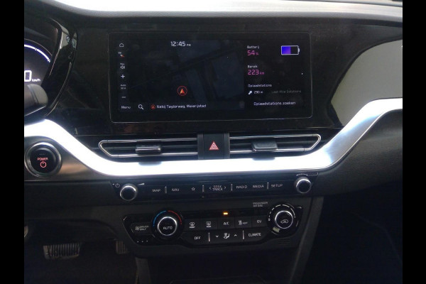 Kia e-Niro DynamicLine 64 kWh | SOH 98,9% | Trekhaak | Navigatie |