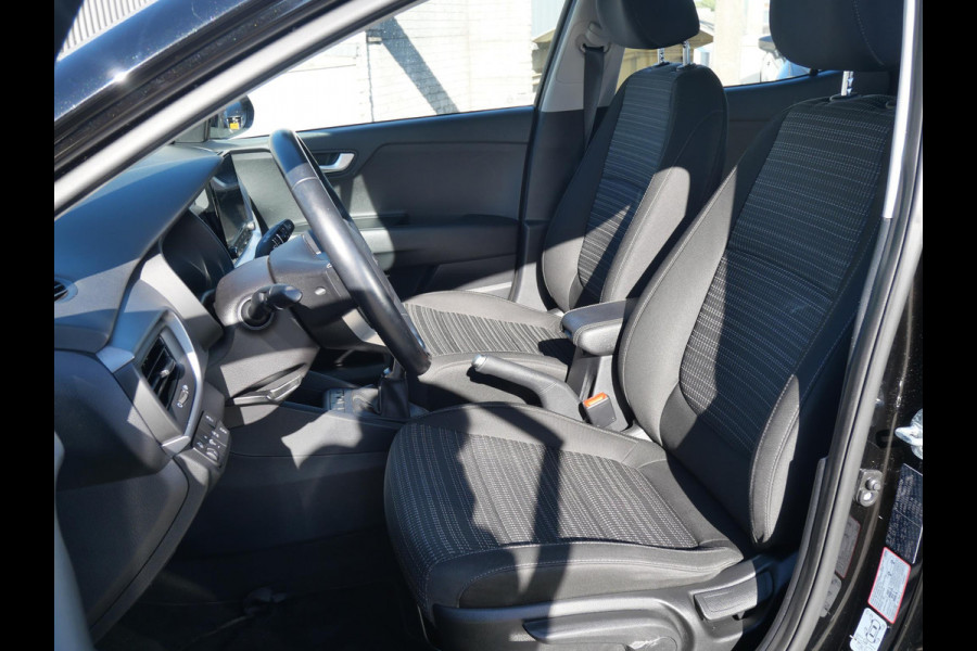 Kia Stonic 1.0 T-GDi MHEV DynamicLine | Trekhaak | All Season Banden | Cruise | Navi | Carplay |