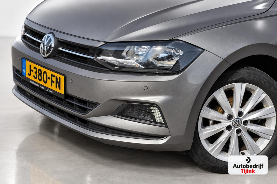 Volkswagen Polo 1.0 TSI Comfortline | Climatronic | App-connect | Stoelverwarming | Navi | Cruise | PDC | All-seasons |