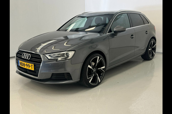 Audi A3 Sportback 30 TFSI / CarPlay / Trekhaak / Stoelverwarming