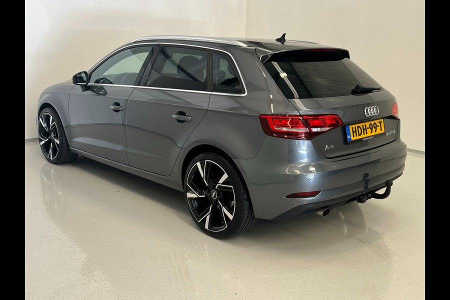 Audi A3 Sportback 30 TFSI / CarPlay / Trekhaak / Stoelverwarming