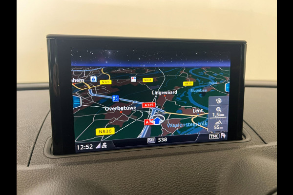 Audi A3 Sportback 30 TFSI / CarPlay / Trekhaak / Stoelverwarming