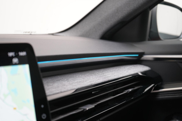 Renault Austral 1.2 E-Tech full hybrid 200 techno | Black pack | Navigatie | Carplay | Camera | Cruise control