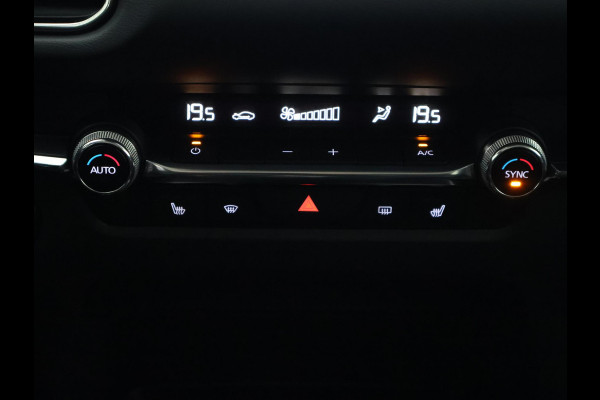 Mazda CX-30 2.0 e-SkyActiv-X M Hybrid Homura | Navigatie | Trekhaak | Stoelverwarming |