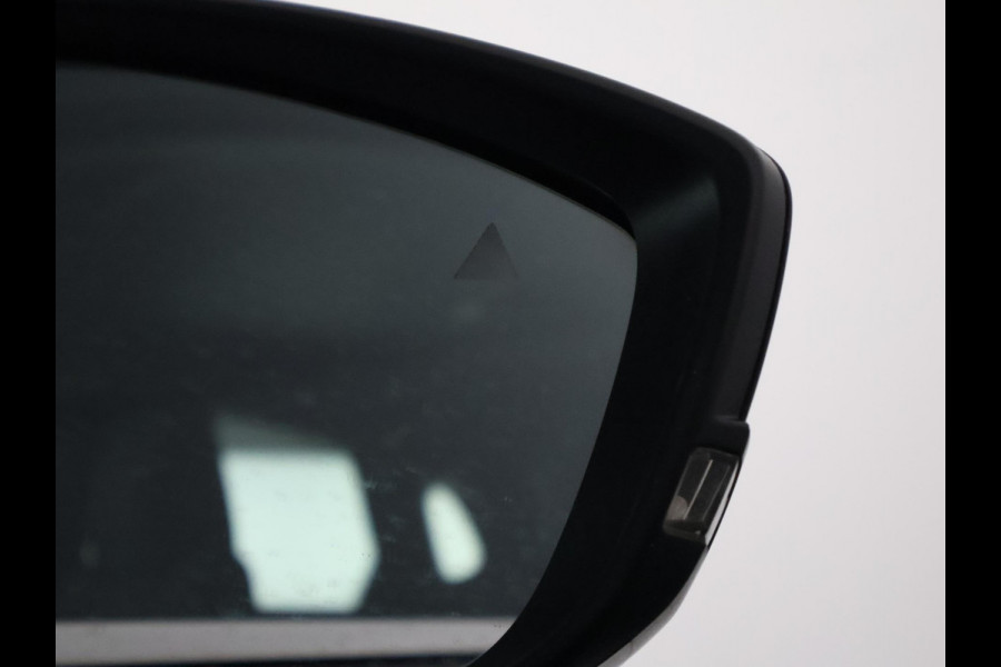 Mazda CX-30 2.0 e-SkyActiv-X M Hybrid Homura | Navigatie | Trekhaak | Stoelverwarming |