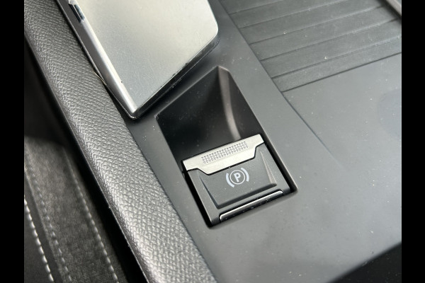 Peugeot 308 SW BWJ 2023 | 1.6PHEV 181PK Pack Bus AUTOMAAT | TREKHAAK | CLIMA | NAVI | CARPLAY | PDC | 17'' LMV | VIRTUAL COCKPIT