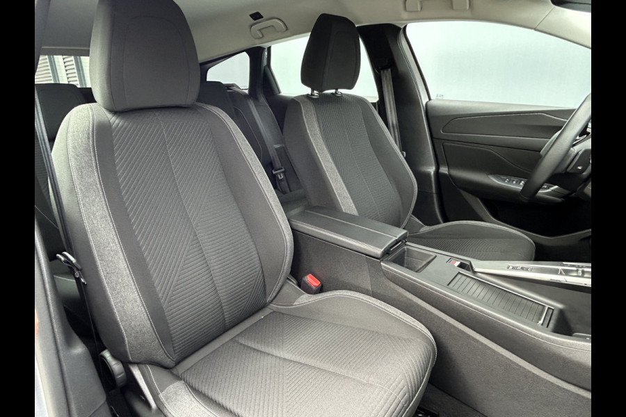 Peugeot 308 SW BWJ 2023 | 1.6PHEV 181PK Pack Bus AUTOMAAT | TREKHAAK | CLIMA | NAVI | CARPLAY | PDC | 17'' LMV | VIRTUAL COCKPIT