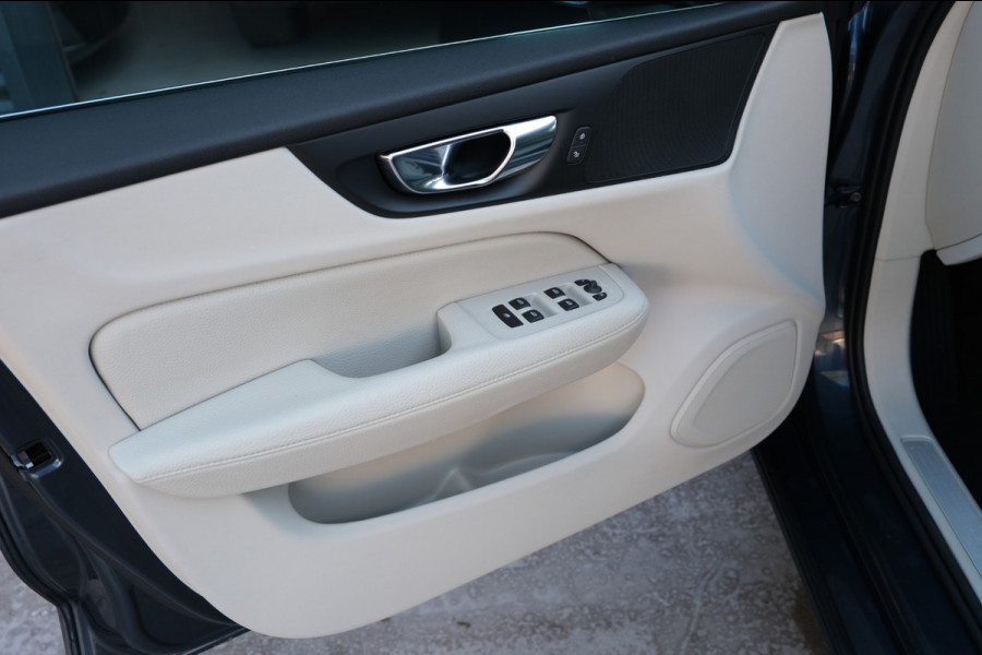 Volvo V60 2.0 D3 **Uniek 98.914km** 1e Eig. Comfort Lederen Interieur|Trekhaak|Navi|Camera|Stoel+Stuurverwarming