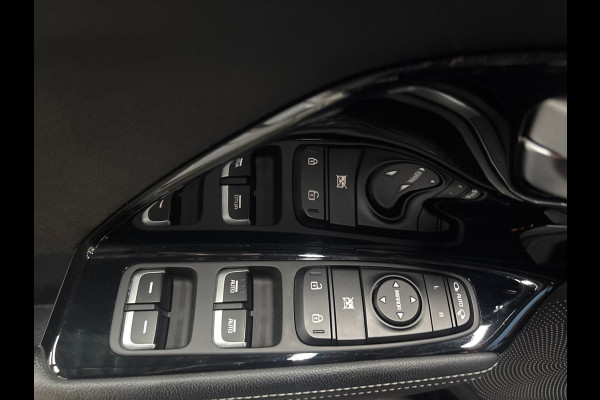 Kia Niro 1.6 GDi Hybrid DynamicLine Camera, Carplay,