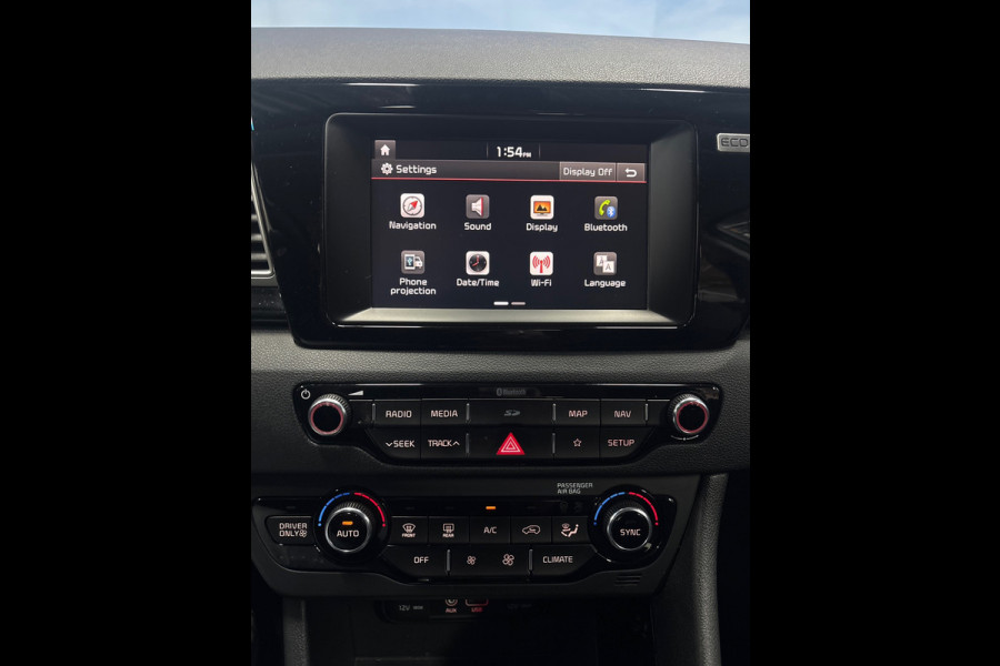 Kia Niro 1.6 GDi Hybrid DynamicLine Camera, Carplay,