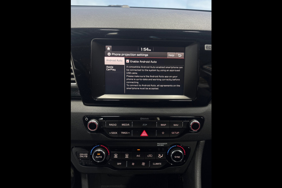 Kia Niro 1.6 GDi Hybrid DynamicLine Camera, Carplay,
