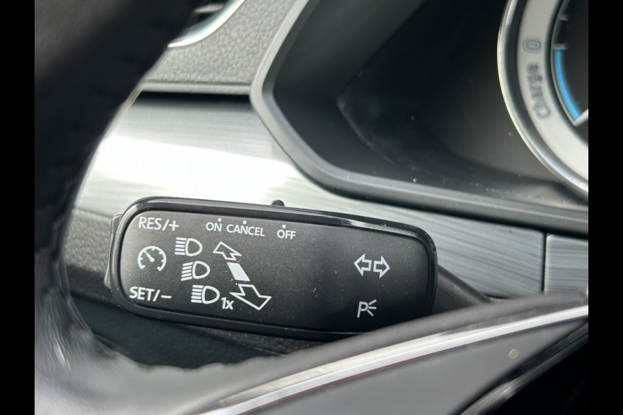 Škoda Superb Combi BWJ 12-2020 | 1.4TSI iV 218PK SPORT BUS. AUTOMAAT | CLIMA | STOELVERW | SPORTSTOELEN | PRIVACY GLASS | CARPLAY | NAVI | CAMERA A |