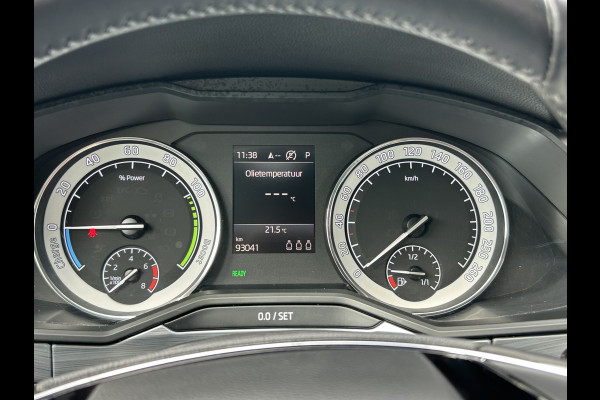 Škoda Superb Combi BWJ 12-2020 | 1.4TSI iV 218PK SPORT BUS. AUTOMAAT | CLIMA | STOELVERW | SPORTSTOELEN | PRIVACY GLASS | CARPLAY | NAVI | CAMERA A |
