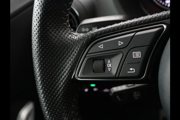 Audi Q2 1.4 TFSI CoD 3x S-Line | Half leder | Stoelverwarming | Trekhaak | Cruise control | Navigatie | Bluetooth | Climate control | Full LED