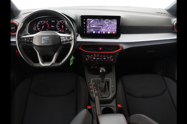 Seat Ibiza 1.0 EcoTSI FR | Panoramadak | Stoelverwarming | Cruise control | Camera | Park assist | Carplay | Climate control | Full LED