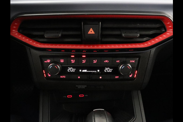 Seat Ibiza 1.0 EcoTSI FR | Panoramadak | Stoelverwarming | Cruise control | Camera | Park assist | Carplay | Climate control | Full LED