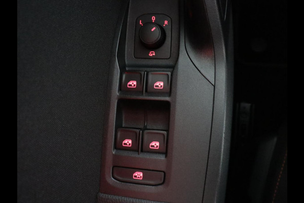 Seat Ibiza 1.0 EcoTSI FR | Panoramadak | Stoelverwarming | Cruise control | Camera | Park assist | Carplay | Climate control | Full LED